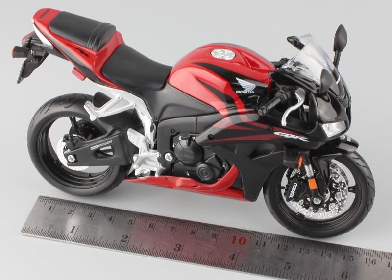 Miniatura Honda CBR 600 RR Maisto 1:12