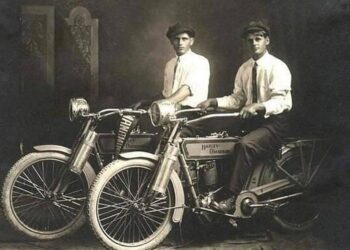 A História da Harley-Davidson: Uma Jornada pelos Caminhos da Liberdade