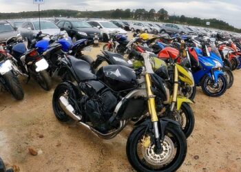 Moto de Leilão: Como Escolher a Melhor Opção para Você