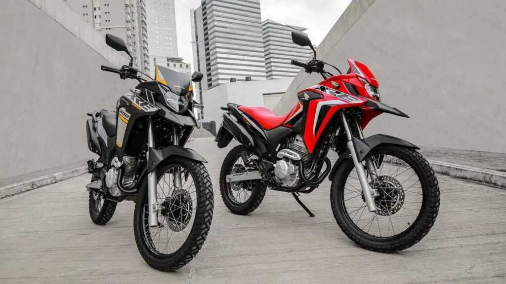 XRE 300 não saiu de linha