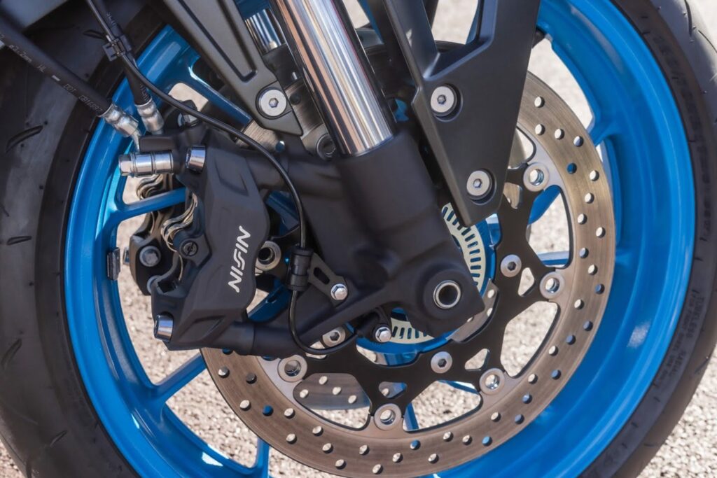Suzuki GSX-8S