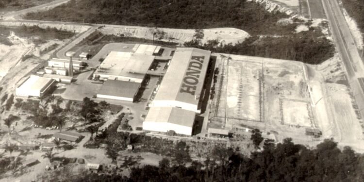 Moto Honda, tema da história da Honda no Brasil