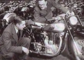 Royal Enfield: de Redditch à Índia, e de lá ao Brasil