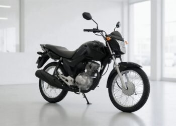 Moto nova e brilhante em um showroom claro, cenário para frases para foto de moto