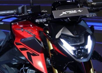 Hero Xtreme 250R e Xtreme 160R 4V: a nova Xtreme 160R 4V de frente