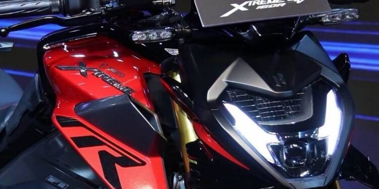 Hero Xtreme 250R e Xtreme 160R 4V: a nova Xtreme 160R 4V de frente