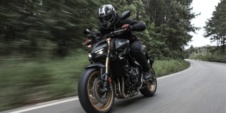 Honda CB 1000 Hornet 2027, cujo preço nas lojas se aproxima da CB 650R