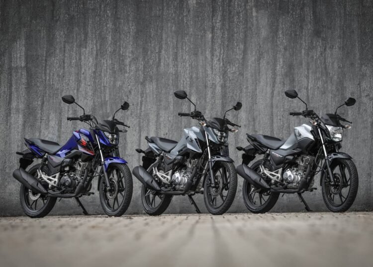 Lançamento da CG 160 2027: Titan azul, Fan cinza e Start prata lado a lado