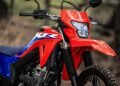 Honda XR300L Tornado 2027 vermelha com novo grafismo