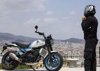 Royal Enfield Guerrilla 450, uma das motos com condição especial em outubro