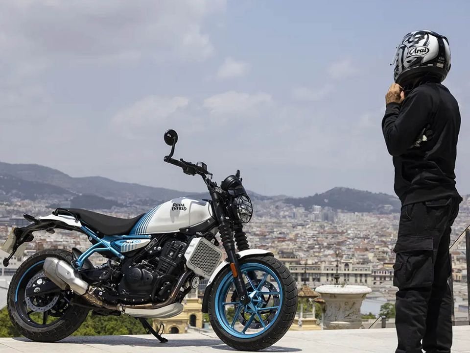 Royal Enfield Guerrilla 450, uma das motos com condição especial em outubro